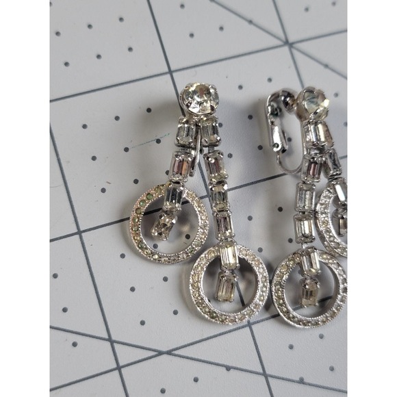 Vintage Art Deco Style Rhinestone Dangle Clip On Earrings - Picture 2 of 6